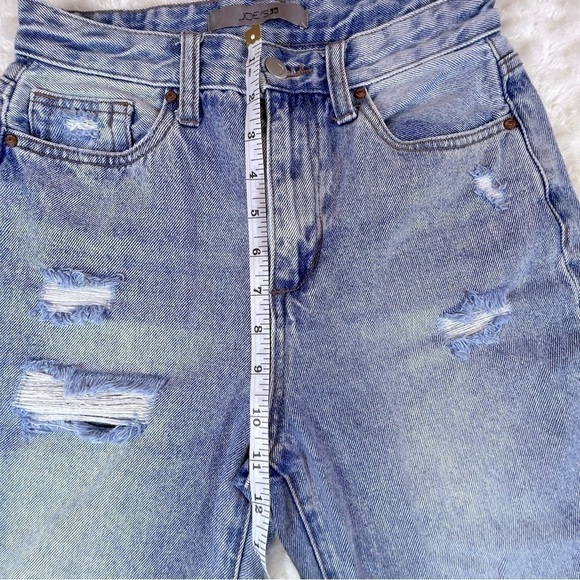 Joe’s Jeans - Distressed Bermuda Blue Jean Shorts - Size 25 - Picture 6 of 9